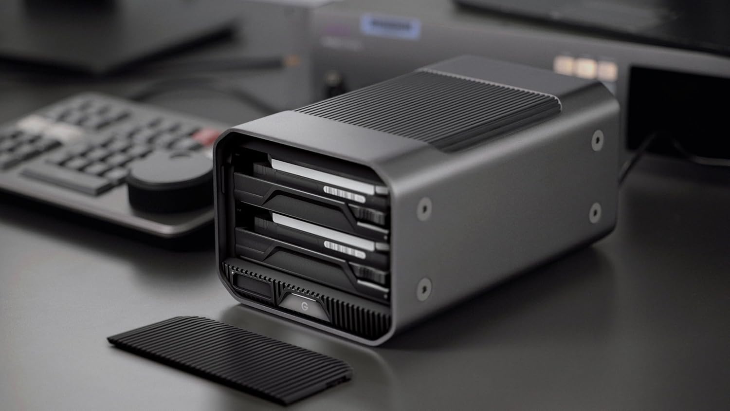 SanDisk Professional 52TB G-RAID Project 2 - External Hard Drive HDD, Thunderbolt 3, USB (10Gbps), 7200RPM Ultrastar Hard Drive, Up to 540MB/s Read - SDPHK2H-052T-NBAAD - Image 4