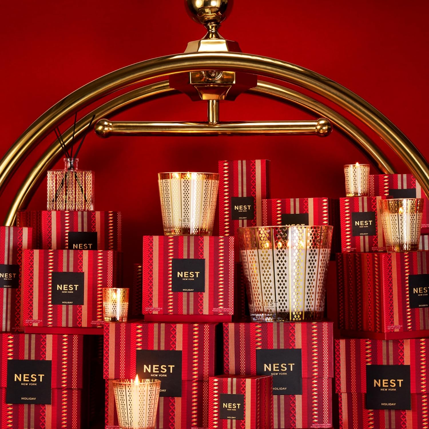 NEST New York Scented 3-Wick Candle, Holiday - 21.2 oz - Up to 100-Hour Burn Time - Reusable Glass Vessel - Image 7