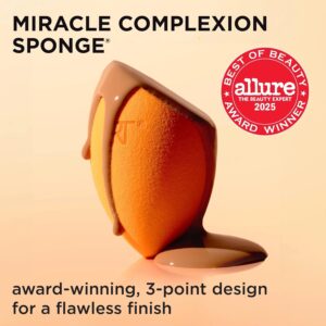 Real Techniques Miracle Complexion Sponge, Makeup Blending Sponge, For Liquid & Cream Foundation, Offers Light To Medium Coverage, Natural, Dewy Makeup, Orange Sponge, Latex-Free Foam, 1 Count