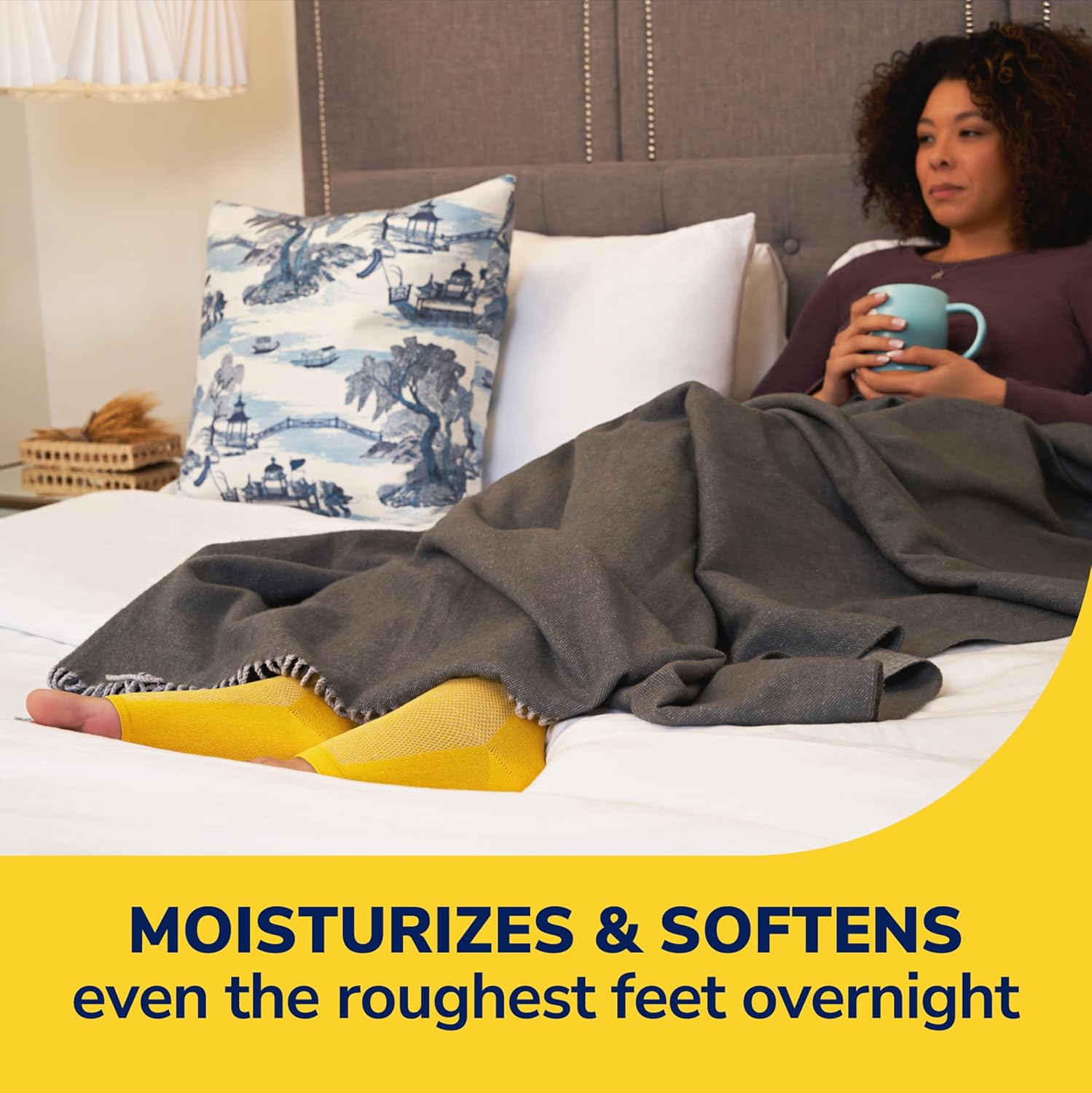 Dr. Scholl's Rough, Dry Foot Renewal Ultra Overnight Treatment with Overnight Foot Cream 3oz with Aloe, Coconut Oil & Urea and Heel Sleeve Socks, Deeply Moisturize & Soften Feet, Dermatologist Tested - Image 2