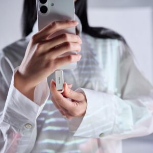 SanDisk 1TB Phone Drive with USB Type-C – for Smartphones, Tablets, and Computers – Up to 150MB/s, USB 3.2 Gen 1 – Arctic White – SDIXS0N-1T00-GN6NE